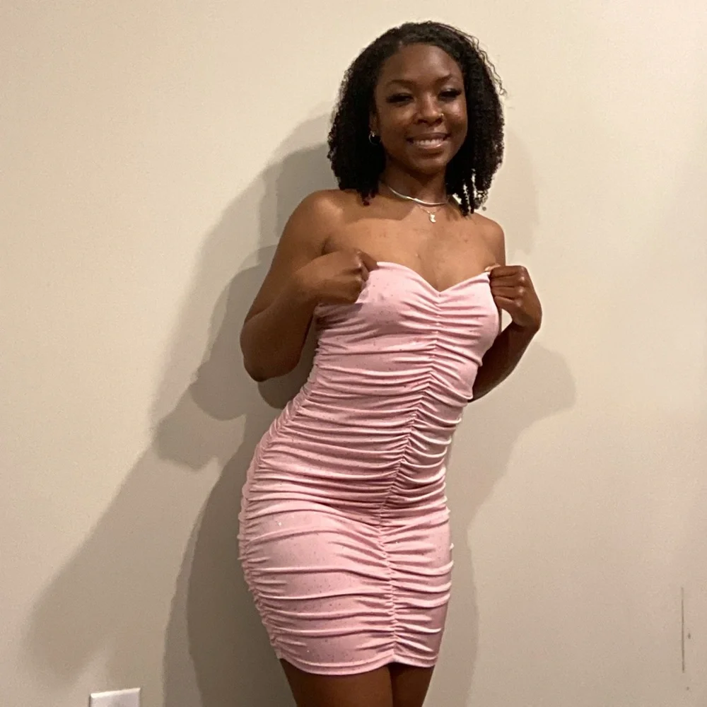Pink Dress - Picture 3 of 3